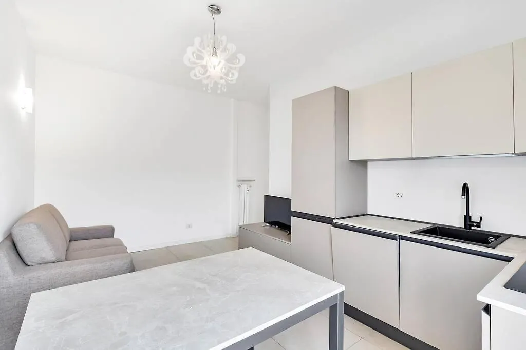 Alessia'S Flat - Caroli Apartment Milan
