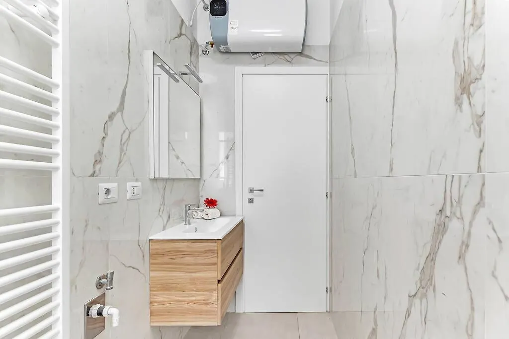 Alessia'S Flat - Caroli Apartment Milan Italy